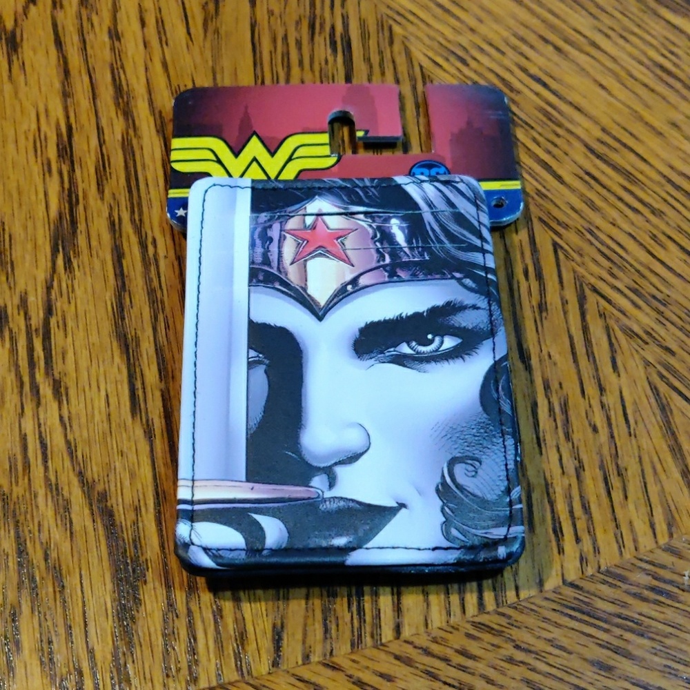 Wonder woman money clip